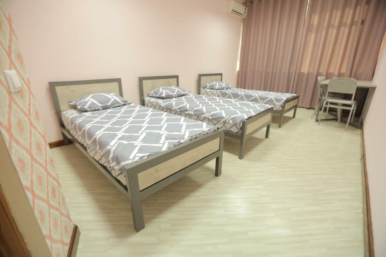 The Top Hostel Tashkent Exterior photo